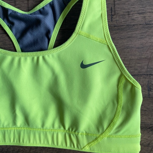 Neon yellow Nike pro bra/Excellent condition - Picture 2 of 5